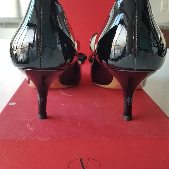 VALENTINO black patent couture bow D'orsay kitten - Picture 4 of 8